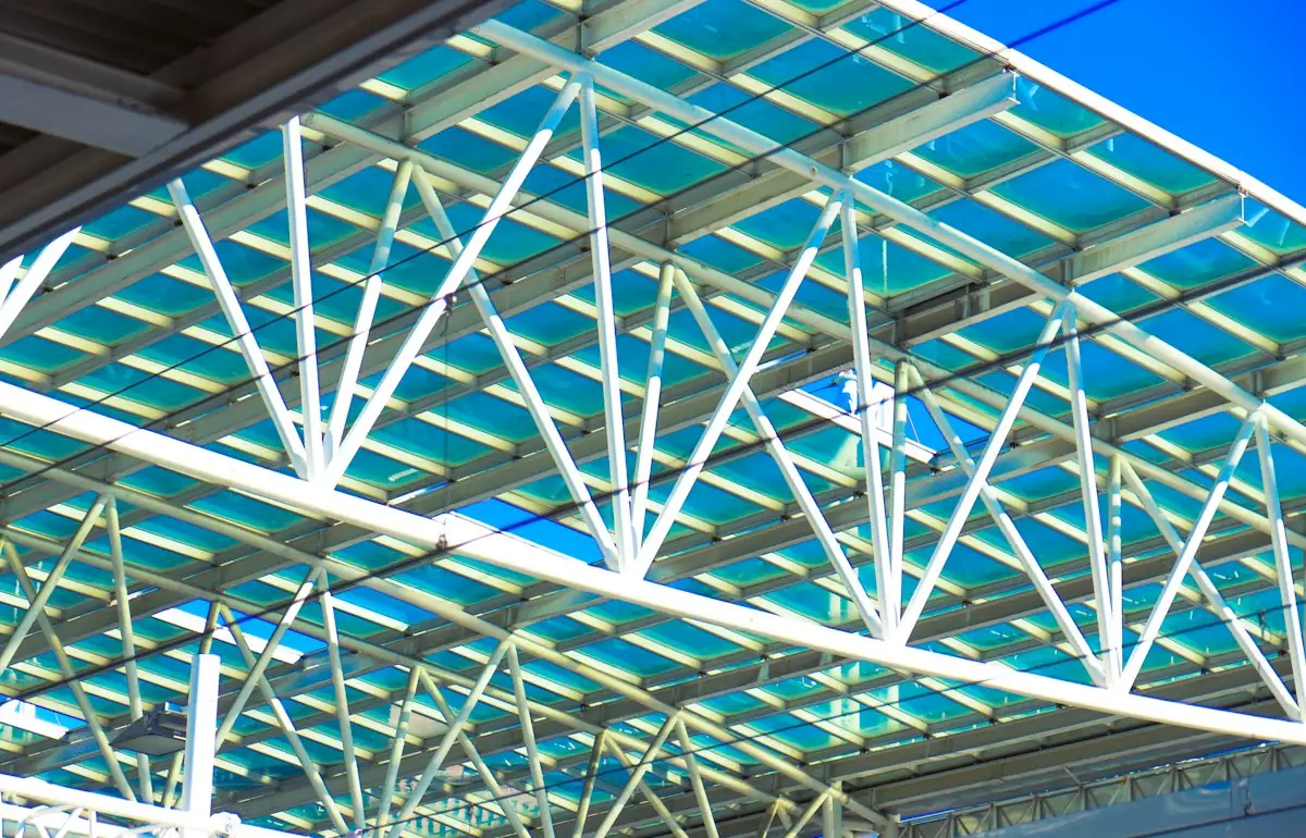 A metal structure with a blue sky in the background (stock photo)