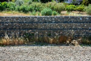 what is a retaining wall (stock photo)